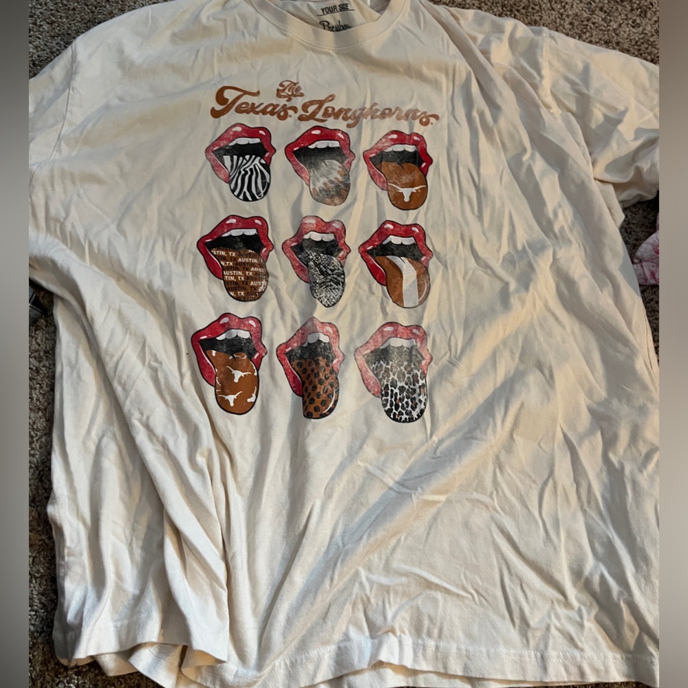super oversized longhorns t shirt